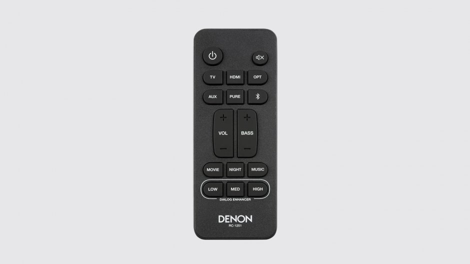 Пульт управления Denon RC-1251 &mdash; кнопки включения, регулировки громкости, баса, выбора источника и звуковых режимов