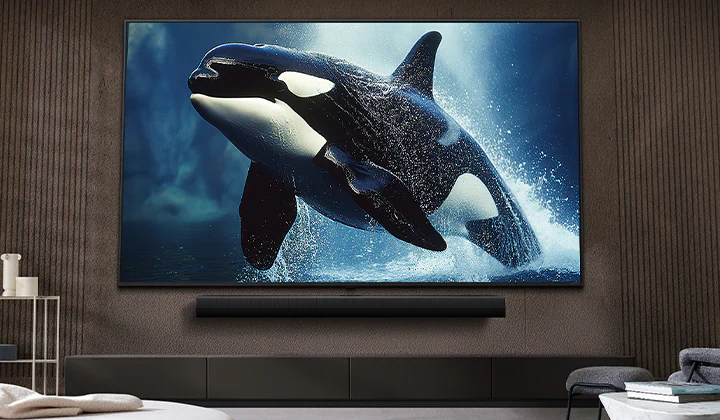 Большой экран LG — пример установки с саундбаром