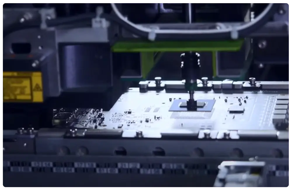 ASUS GeForce GT 730 внутренняя конструкция PCB компоненты конденсаторы питания